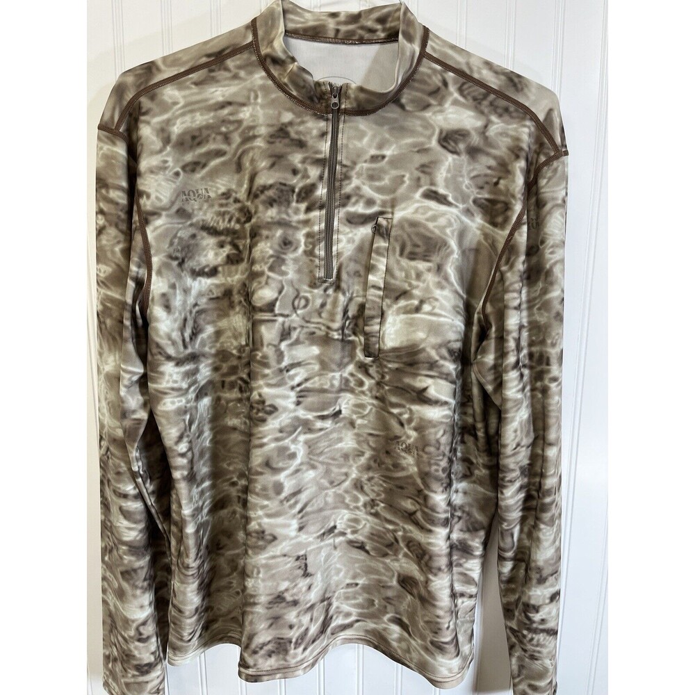 Aquawear Camo Long Sleeve Fishing/Outdoor‎ short. 1/4 Zip Front W/ Pocket.Sz Lg.